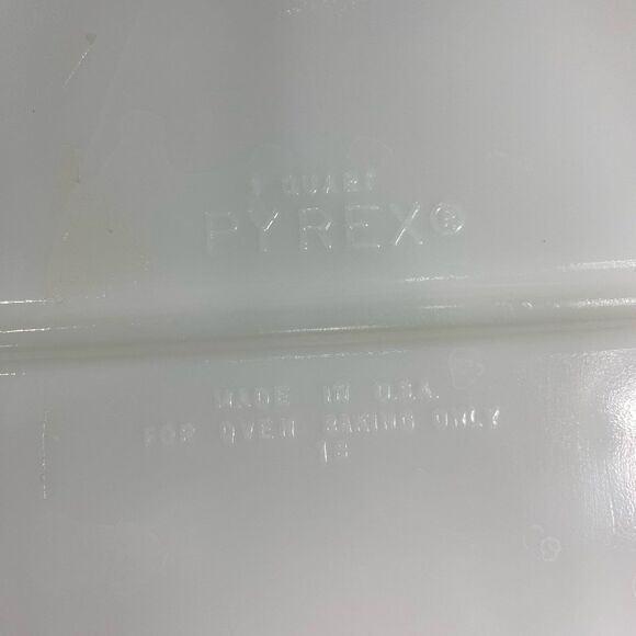 Pyrex Casserole Dish with Decorative Lid Butterfly Gold Divided Oven Baking Only - Picture 4 of 11